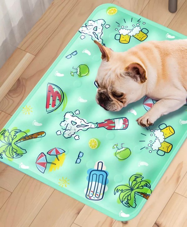 Cooling Mat for Dogs Manufacturer | Custom Gel Cooling Pads